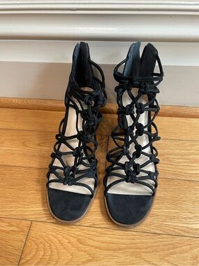 Vince Camuto Black Knotted Gladiator Heels Sz 9.5